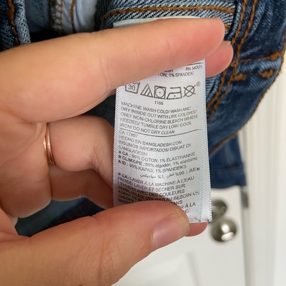 NWOT | Old Navy women’s‎ denim jacket — small - Picture 5 of 6